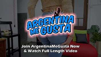 Omg incredible ass n thigh gap huge cameltoe natural boobs exquisit new skinny babe