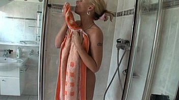 Juliareaves nog uit te zoeken1 vergiss dich du sau nz9894 scene 2 video 1 pussy pussylickin