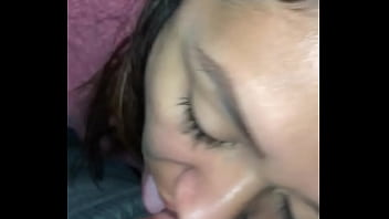 How wifey licks cuck