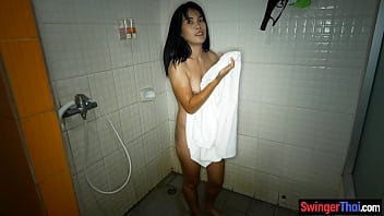 Thai mom back to working in a bar to make some money