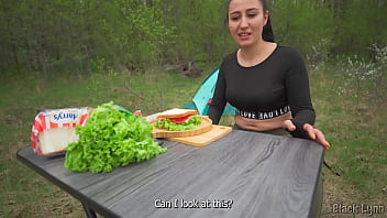 Hungry stranger provides his dick in exchange for a sandwich pov