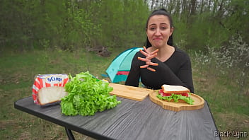 Hungry stranger provides his dick in exchange for a sandwich pov