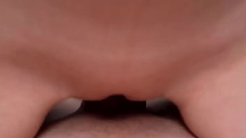 Cuando tú amistad llega y te folla