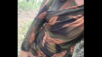 La lingerie sous la tenue était sublime ça c'est un aperçu mais je charge