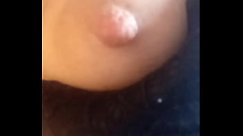 Un capezzolo al sole