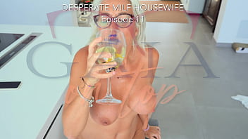 433 pissing anal drink pee