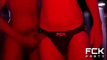 *fck party* *pride**sex 23h*orgulho de ser fckr *tudo é permitido e**nada é obrigatório *