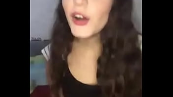 Nonton Putita Latina Pidiendo Verga En Puros Calzoncitos thumbnail