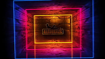 Ela resolveu seguir os passos da irmão e do pai e deu com vontade pamela urach