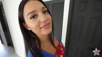 Thick latina snow white milf gets creampie lexis star