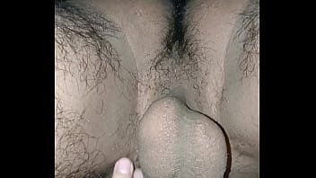 Disfruta de mi vergota dentro de ella