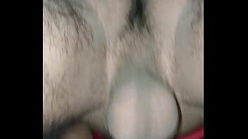 Disfruta de mi vergota dentro de ella