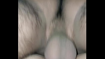 Disfruta de mi vergota dentro de ella