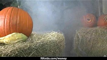 Amateur girl goes wild 6