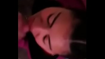 Me pide que me venga en su cara