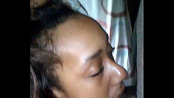 Bad caramel skin thot giving head