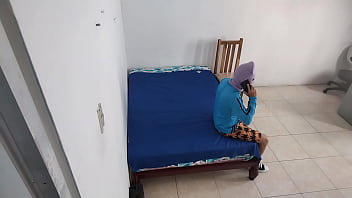 Agricultor Lleva A Su Hijastra Como Ofrenda Ante El Jefe Para Conseguir Una Gran Parcela De Maiz El Jefe Le Regala Dos Vacas Como Recompensa A La Hijastra Despues De Tener Sexo thumbnail