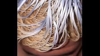 No lo metas que tengo la regla y se lo metí mi polla gorda por su coño apretado