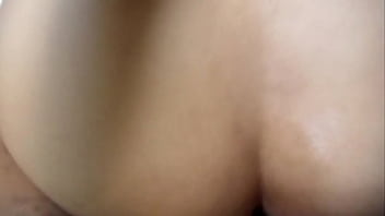 Esposa gostosa dando pro maridão