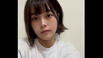 【スマホオナ動画】週4でオナニーしてるけど今日沢山喘いじゃいました…。