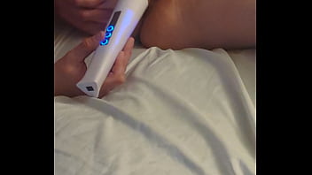 4k solo close up masturbating with a wand and cumming multiple times richelle rose