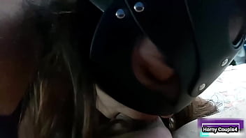 Pasando la tarde sentada en la verga de mi amigo