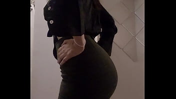 Alors les coquins vous attendiez votre vidéo la voici la