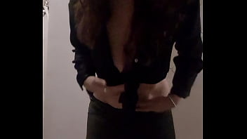 Alors les coquins vous attendiez votre vidéo la voici la