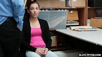 Sexy hottie bobbi dylan taking on a large dick