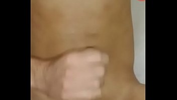 Enyaculando chorros de semen