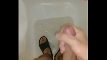 Enyaculando chorros de semen