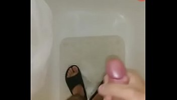 Enyaculando chorros de semen