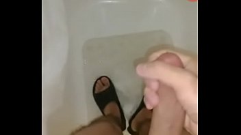 Enyaculando chorros de semen