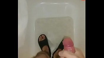 Enyaculando chorros de semen