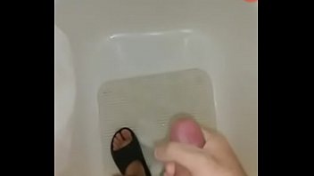 Enyaculando chorros de semen