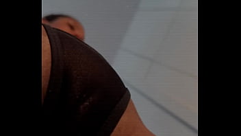 Posso sentar na sua cara