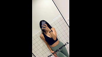 Singapore milf melody sit fat tits sex gallery