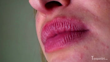 Tongue models compare