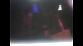 Arrecho mostrando sus miniaturas por web cam