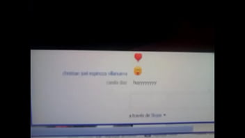 Arrecho mostrando sus miniaturas por web cam