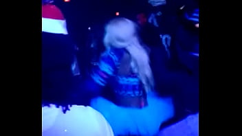 Shake that ass and let me see what you gump