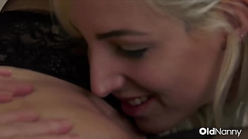 Big tit mature milf gets pussy licked by blonde lesbian