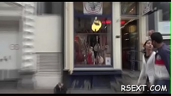 Slim doxy rocks a hard pole