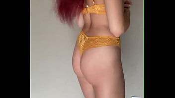 Encore un ensemble jaune