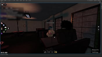 Jovencita paga las dudas de su amado novio chupando la verga del agiote follador