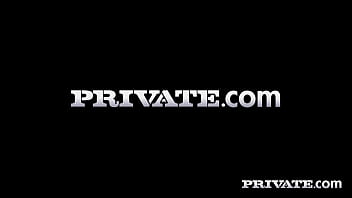 Catherine knight screams and s