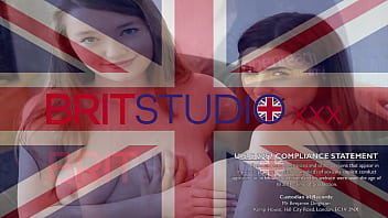 Hot british phone engineer wanks off cock over her uniform