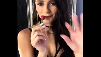 Today shooting with kat rich69 for herlimitxxx1 letsdoeit #bts #photoshooting #porn #xxx #sexygirl #sexy #sex