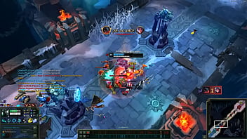 Aatrox flipa al ser cojido por un morde