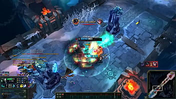 Aatrox flipa al ser cojido por un morde